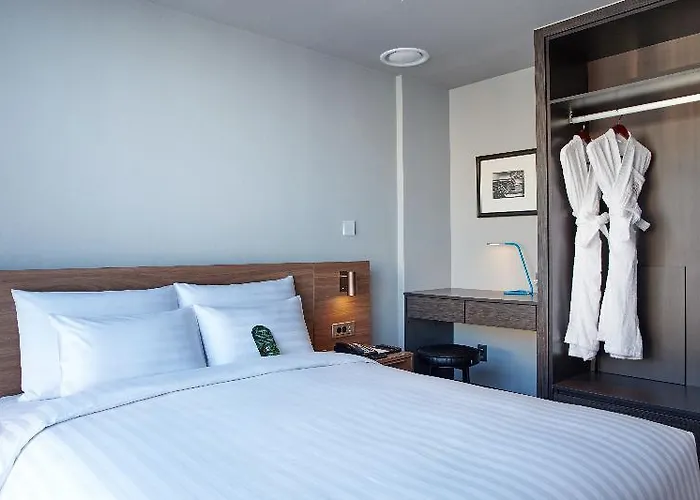 Dears Myeongdong Hotel